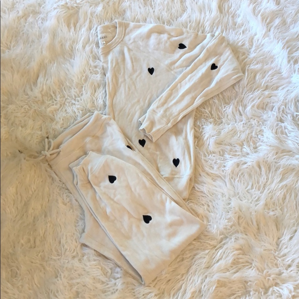 The GREAT Embroidered Heart Sweat Set
